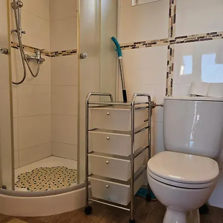 Apartments Gornji Karin Appartement