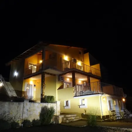 Apartments Gornji Karin Gornji Karin
