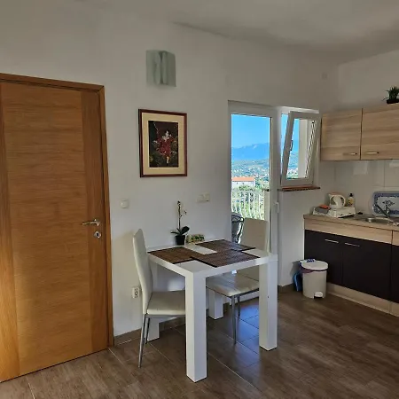 Apartments Gornji Karin Appartement Gornji Karin