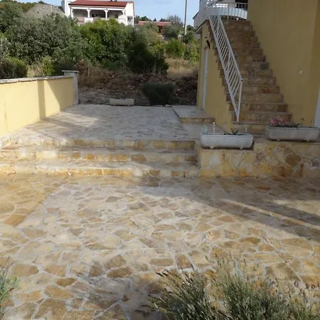 Apartments Gornji Karin * Gornji Karin